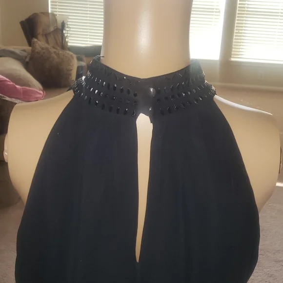 Cache 2 beaded mockneck & skirt flowy upper keyhole back - Picture 6 of 11